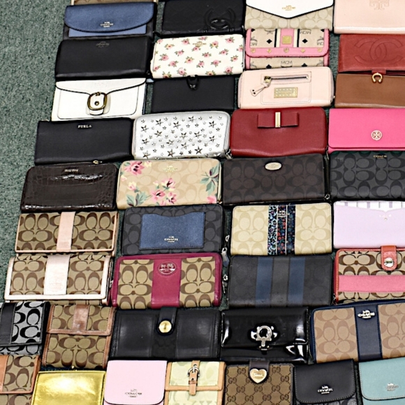 FLYER CREATED FOR A POSH SHOW - Picture 3 of 10